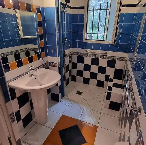 Casa Soprana - De Indépendant Avec Piscine Et Jardin Privés - Independant Of With Private Pool&garden Сasa de vacaciones